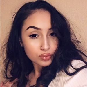 Meet your Posher, Hope